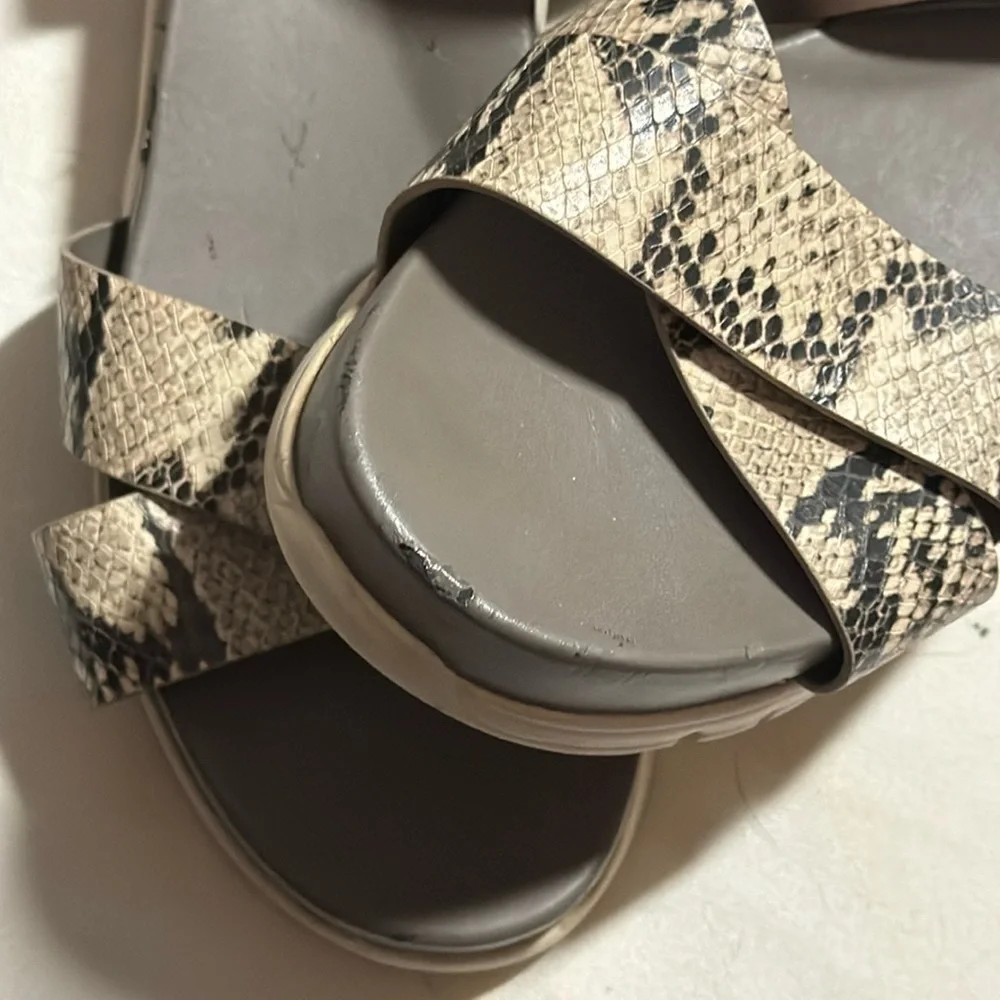 Cole Haan Zero‎ Grand python print crossed front leather comfort sandals Sz 10